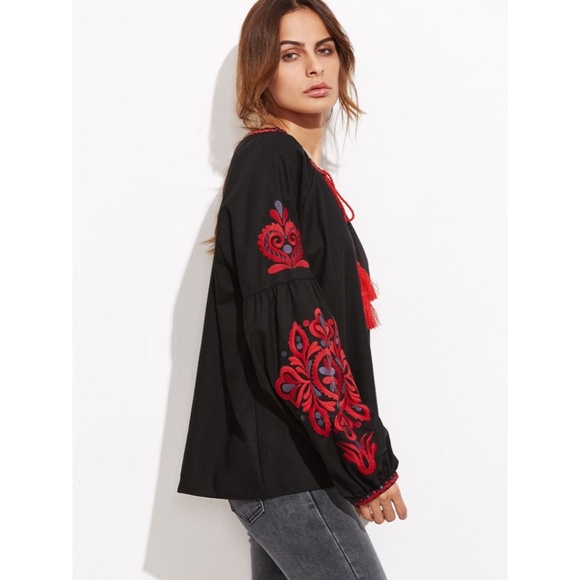 Zara Tops - Zara Emroidered Peasant Top